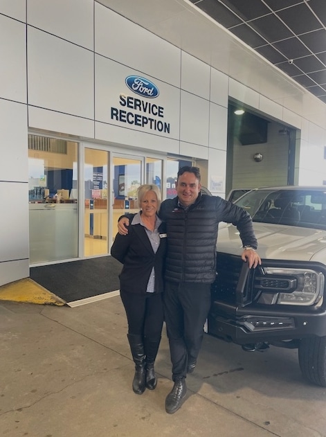 ford-service-reception